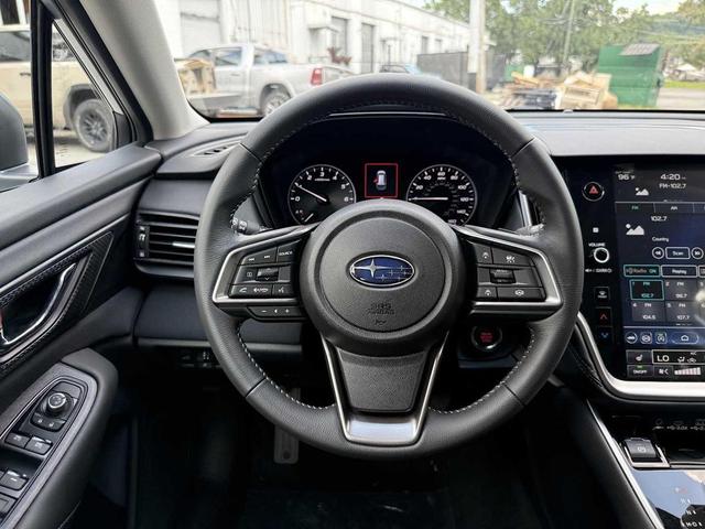 Photo of 2025 Ice Silver Metallic Subaru Outback