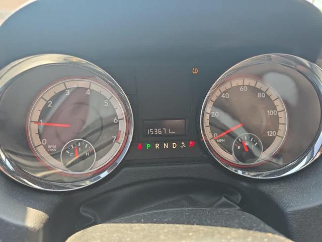 Photo of 2016 Brilliant Black Crystal Pearlcoat Dodge Grand Caravan