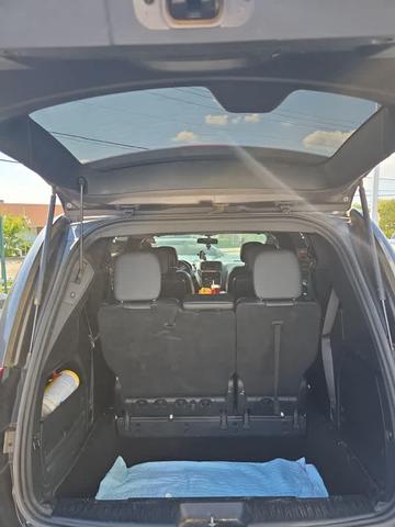 Photo of 2016 Brilliant Black Crystal Pearlcoat Dodge Grand Caravan