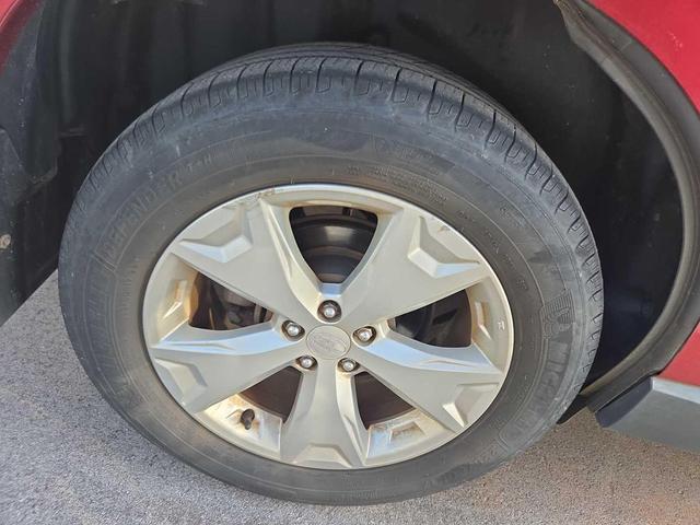 Photo of 2016 Venetian Red Pearl Subaru Forester