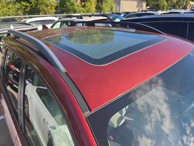 Photo of 2016 Venetian Red Pearl Subaru Forester