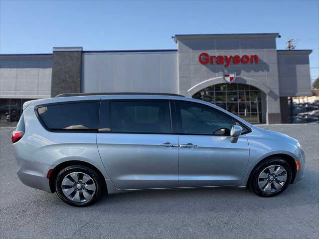 2018 Chrysler Pacifica Hybrid