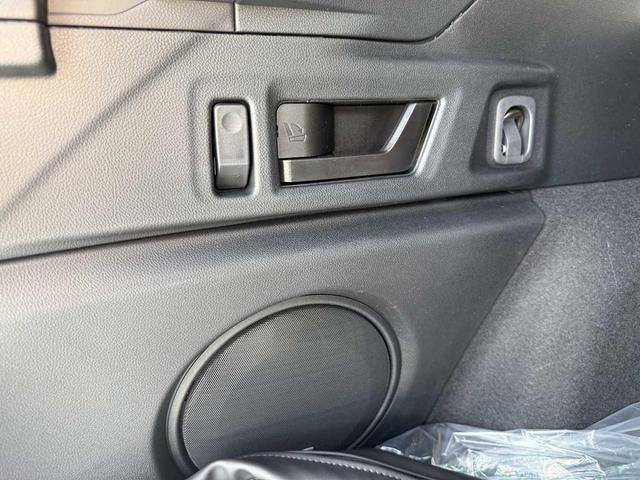 Photo of 2025 Geyser Blue Subaru Outback