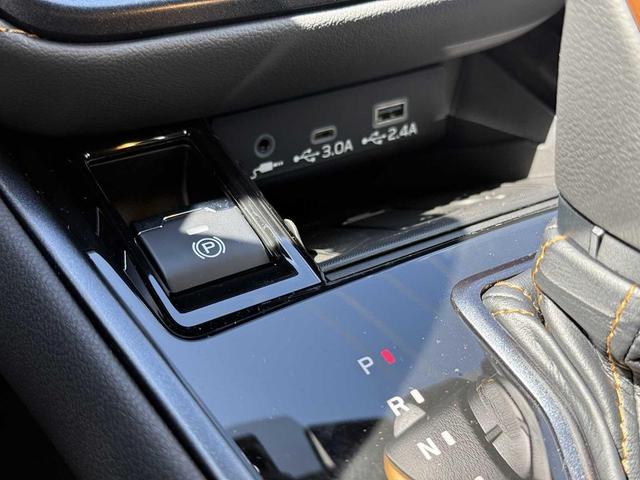 Photo of 2025 Ice Silver Metallic Subaru Outback