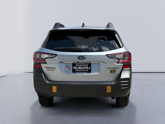 Photo of 2025 Ice Silver Metallic Subaru Outback