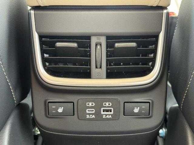 Photo of 2025 Crystal White Pearl Subaru Outback