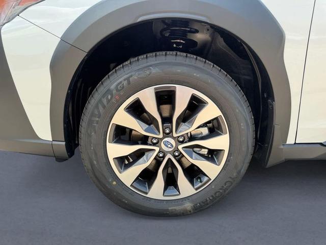 Photo of 2025 Crystal White Pearl Subaru Outback