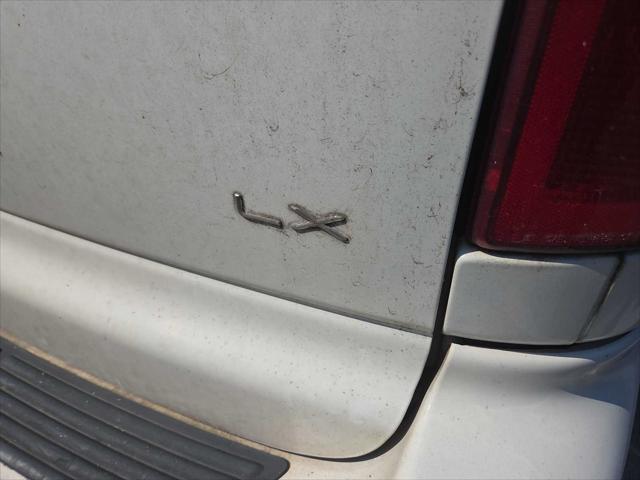 Photo of 2005  Chrysler Town & Country