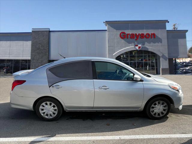 2019 Nissan Versa