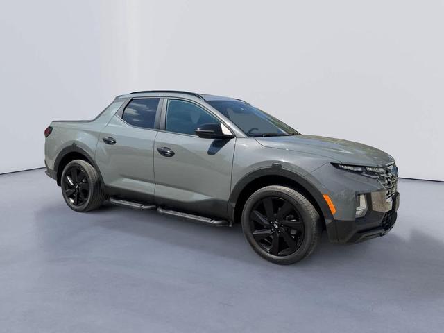 Photo of 2023 Hampton Gray Hyundai SANTA CRUZ