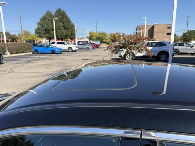 Photo of 2015 Crystal Black Pearl Honda Accord