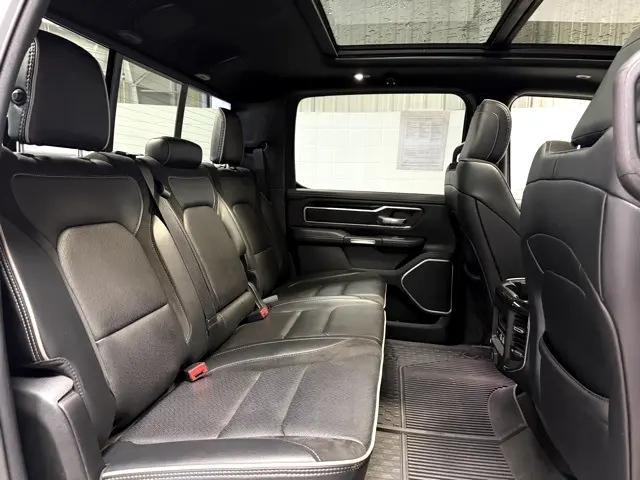 Photo of 2022 Bright White RAM 1500