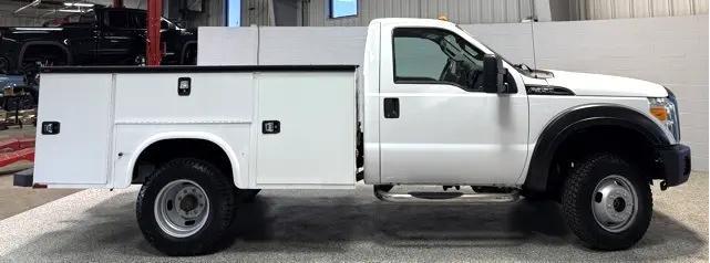Photo of 2016 Oxford White Ford F-350