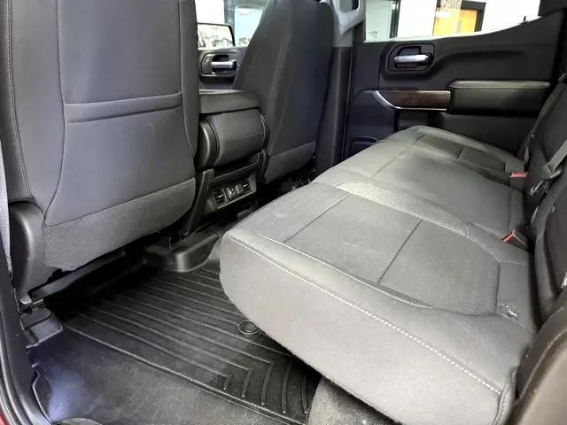 Photo of 2021 Red GMC Sierra 1500