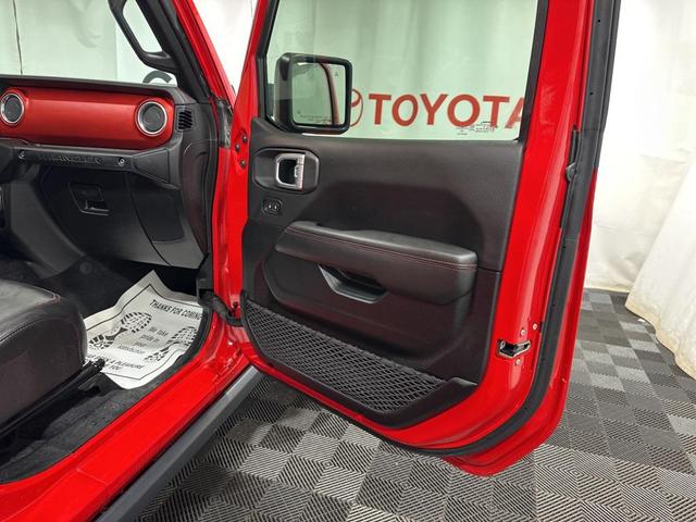 Photo of 2021 Firecracker Red Clearcoat Jeep Wrangler Unlimited