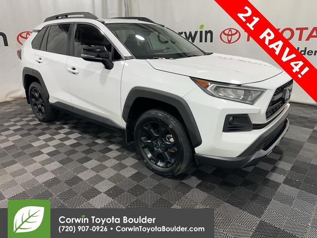 Photo of 2021 Super White Toyota RAV4