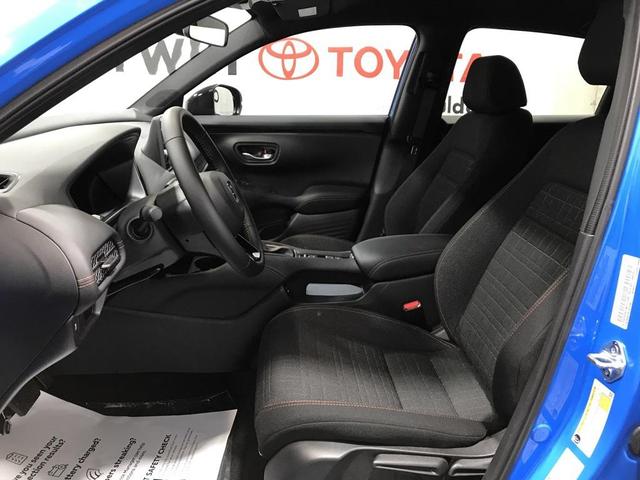 Photo of 2026 Boost Blue Pearl Honda HR-V