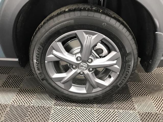 Photo of 2026 Urban Gray Pearl Honda HR-V