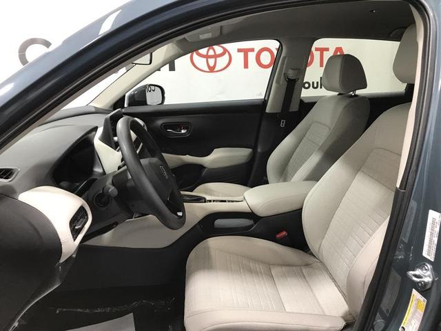 Photo of 2026 Urban Gray Pearl Honda HR-V