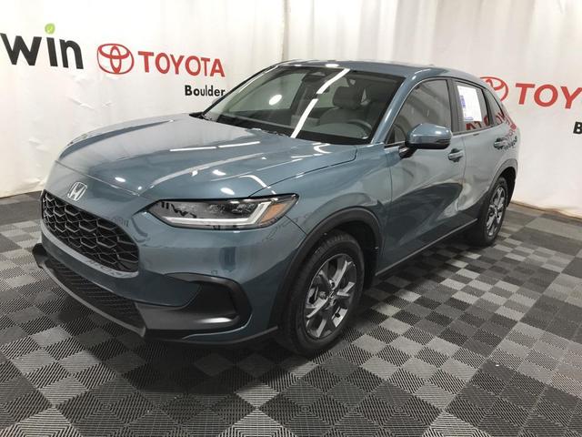 Photo of 2026 Urban Gray Pearl Honda HR-V