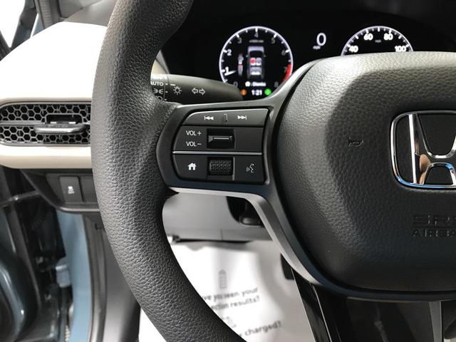 Photo of 2026 Urban Gray Pearl Honda HR-V
