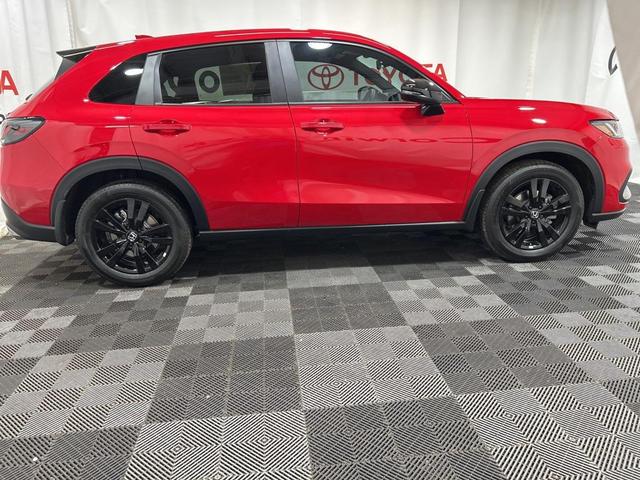 Photo of 2026 Milano Red Honda HR-V