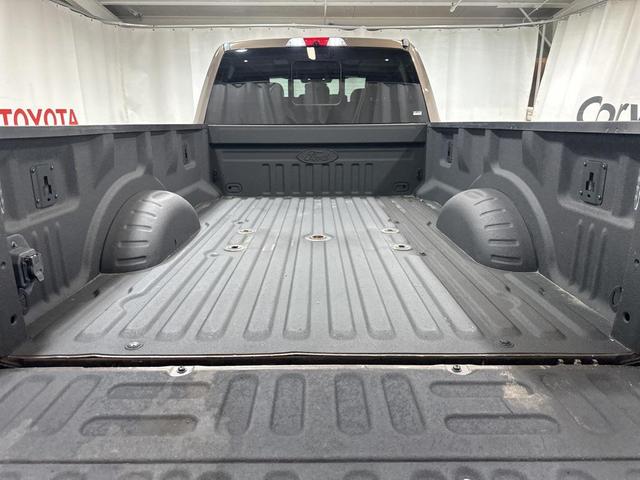Photo of 2017 Caribou Metallic Ford F-350