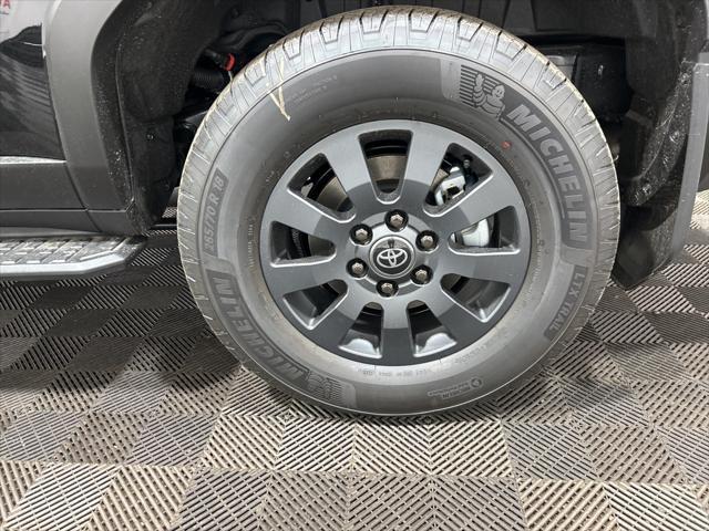 Photo of 2025 Black Toyota Land Cruiser