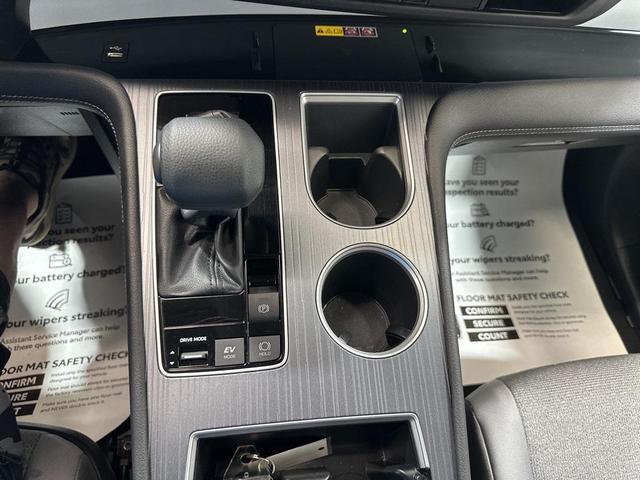 Photo of 2025 Wind Chill Pearl Toyota Sienna