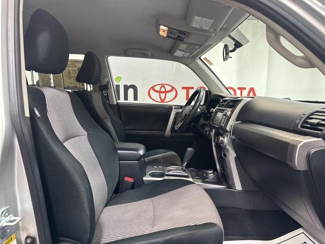 Photo of 2017 Classic Silver Metallic Toyota 4Runner