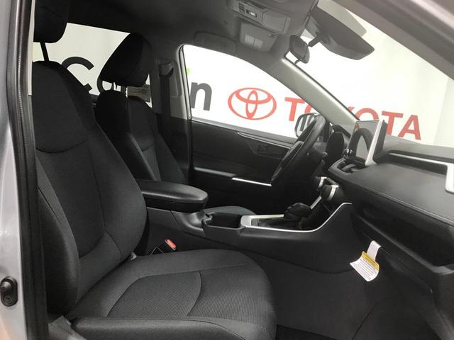 Photo of 2025 Silver Sky Metallic Toyota RAV4