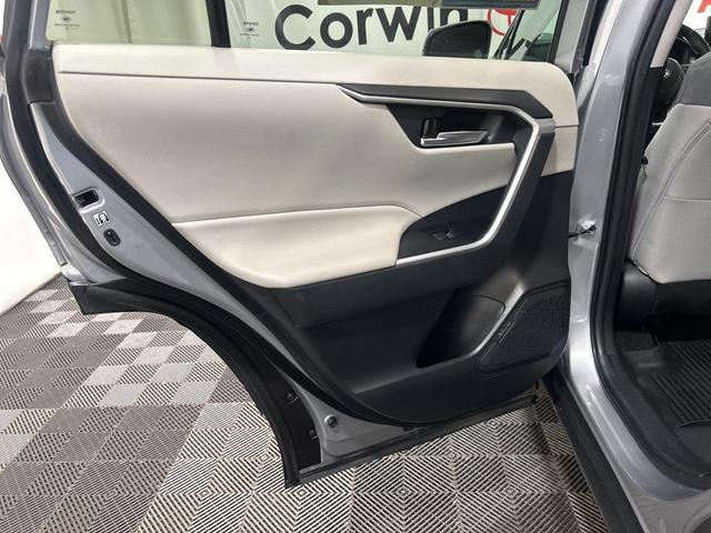 Photo of 2020 Silver Sky Metallic Toyota RAV4 Hybrid