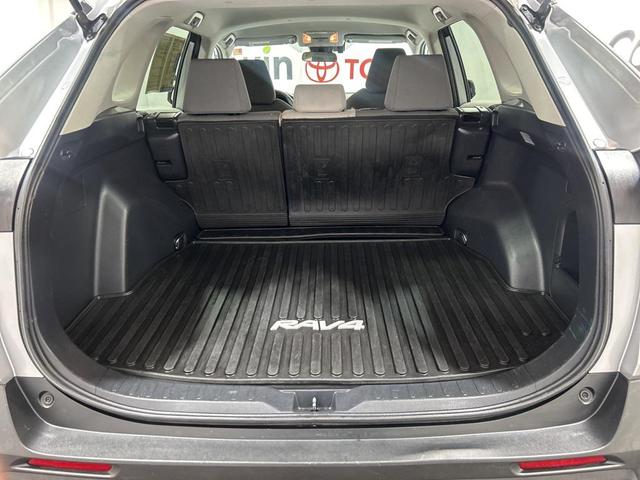 Photo of 2020 Silver Sky Metallic Toyota RAV4 Hybrid