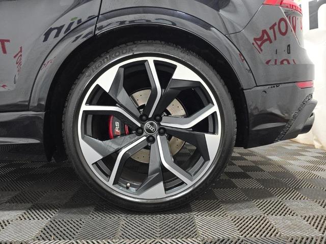 Photo of 2021 Night Black Audi RS Q8