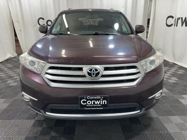 Photo of 2011 Sizzling Crimson Mica Toyota Highlander