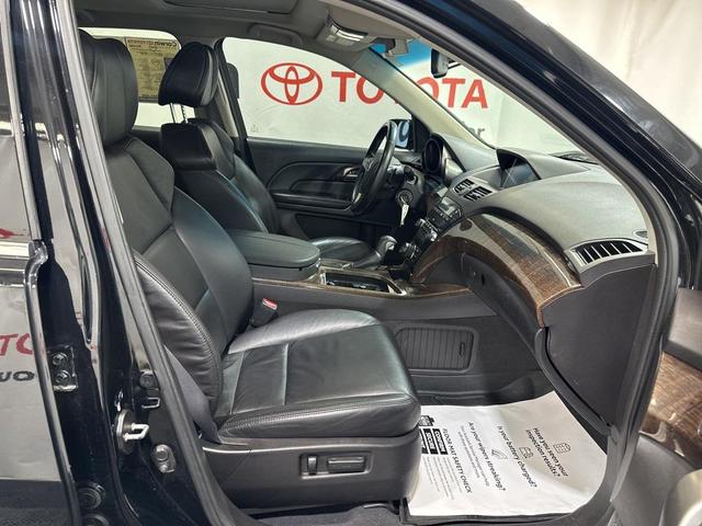 Photo of 2013 Crystal Black Pearl Acura MDX
