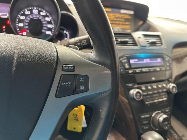 Photo of 2013 Crystal Black Pearl Acura MDX