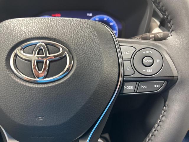 Photo of 2025 Silver Sky Metallic Toyota RAV4