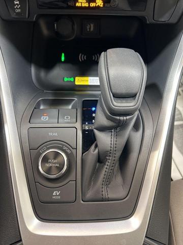 Photo of 2025 Magnetic Gray Metallic Toyota RAV4 Hybrid