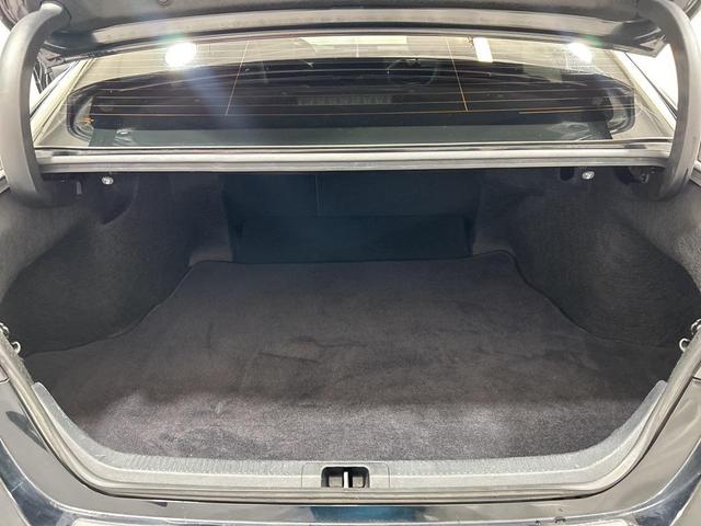 Photo of 2023 Midnight Black Metallic Toyota Camry
