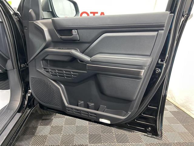 Photo of 2025 Black Toyota 4Runner
