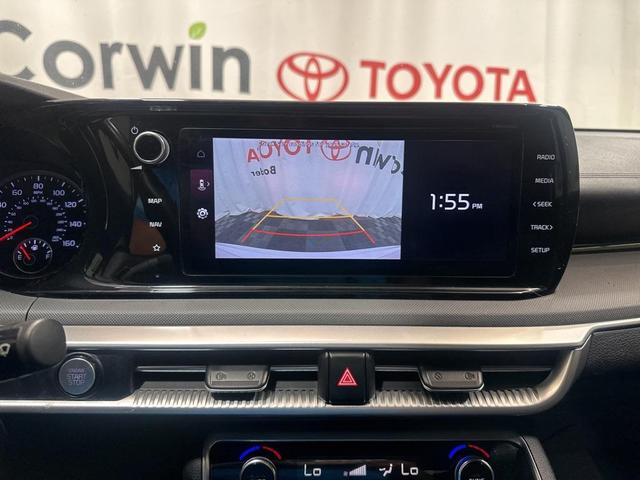 Photo of 2022 Glacial White Pearl Kia K5