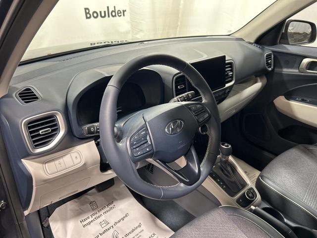 Photo of 2024 Denim w/White Roof Hyundai VENUE
