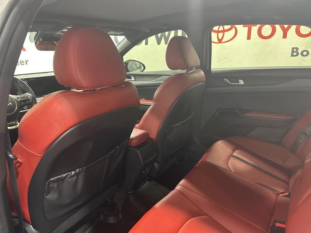 Photo of 2022 Wolf Gray Kia K5