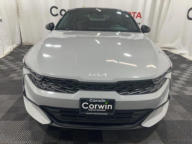 Photo of 2022 Wolf Gray Kia K5