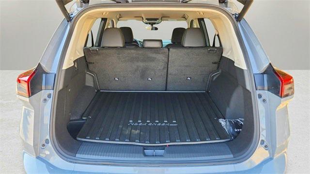 Photo of 2025 Boulder Gray Pearl Nissan Rogue