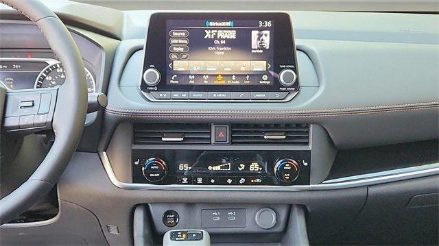 Photo of 2025 Boulder Gray Pearl Nissan Rogue