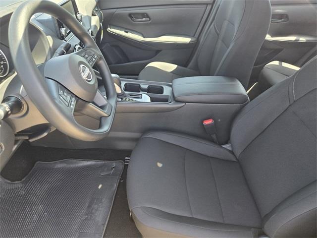 Photo of 2025 Super Black Nissan Sentra