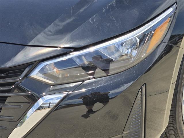 Photo of 2025 Super Black Nissan Sentra