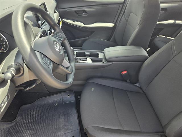 Photo of 2025 Super Black Nissan Sentra